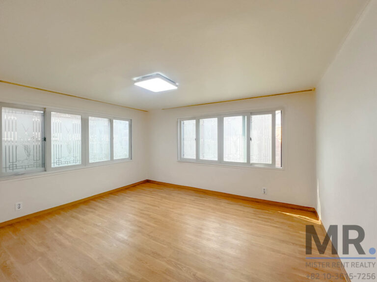Itaewon-3BR-LowRise-Spacious-(H+)-7