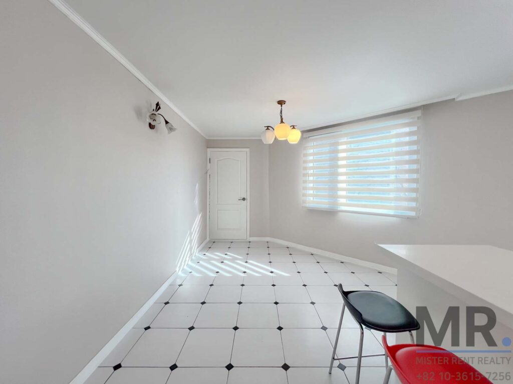 Itaewon-3BR-Villa-For-Rental-Renovated-1 (15)