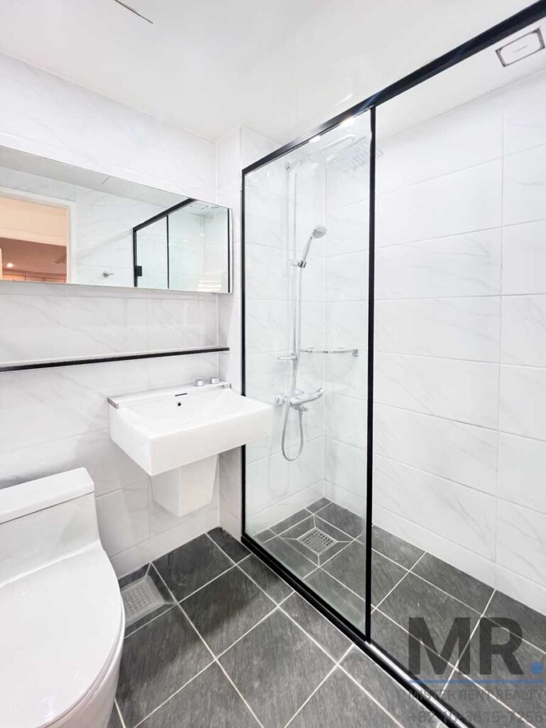 Itaewon-3BR-Villa-For-Rental-Renovated-1 (8)