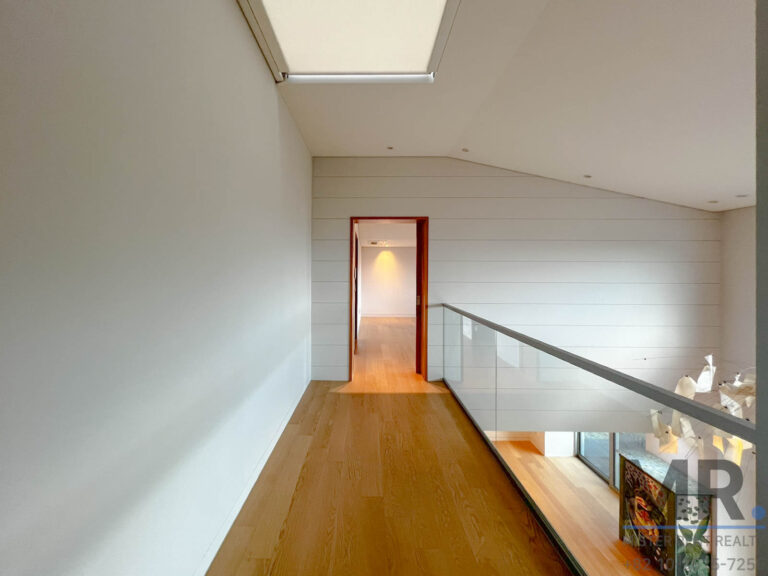 Seogbuk-4BR-SingleHouse-Renovated-11