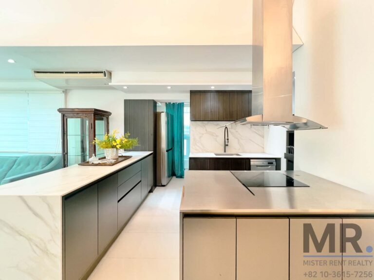 UNVillage-Rent-2BR-Villa-Modern-Rooftop-Terrace-7629 (6)