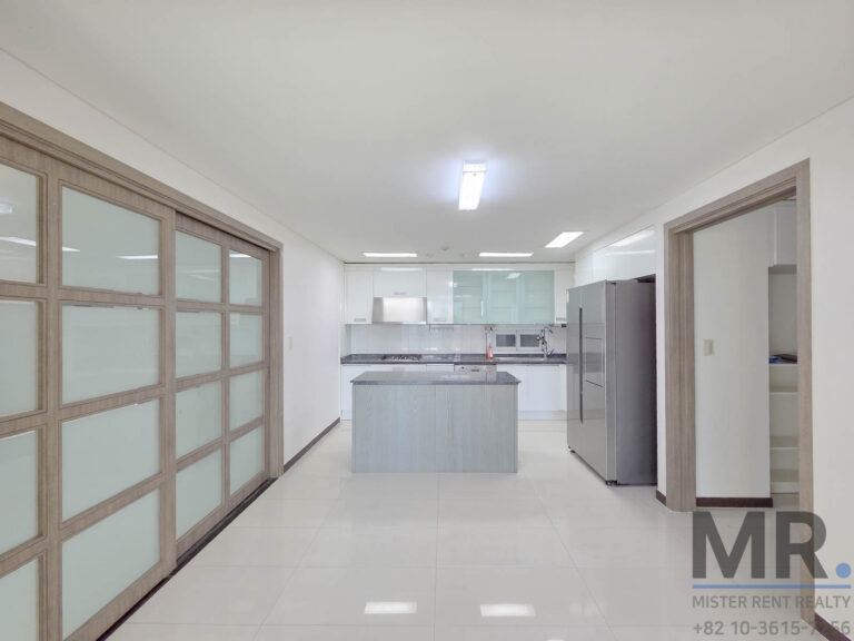 Dongbinggo-Villa-3BR-Rental-Renovated-Goodview-104503