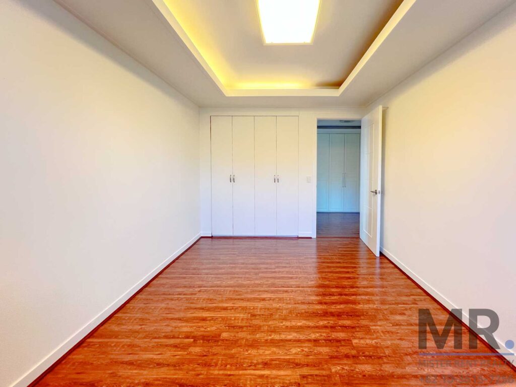 Itaewon-4BR-Rental-Villa-Good-View-14