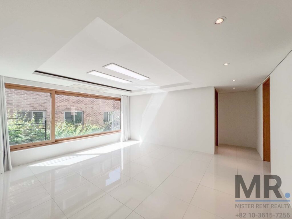 Seorae-Rent-4BR-Modern-Spacious_07