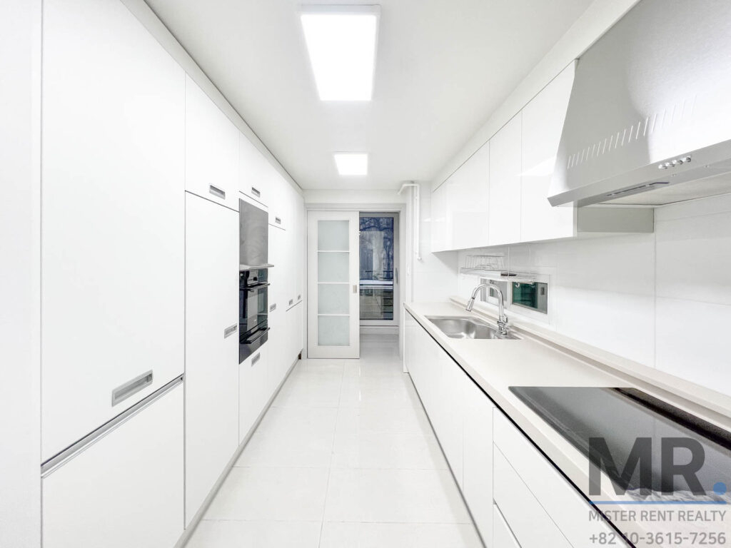 Dongbinggo-Rental-4BR-Renovated_05