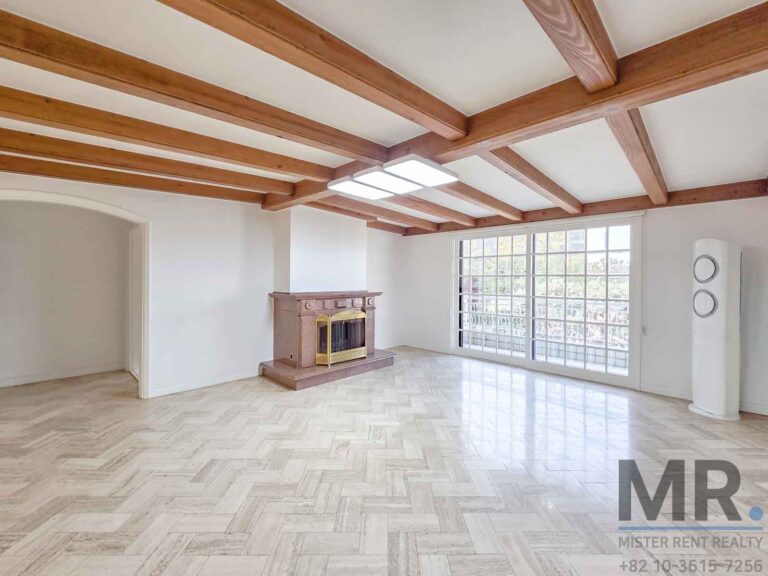 Seorae-Rental-4BR-Villa-Terrace-Spacious_03