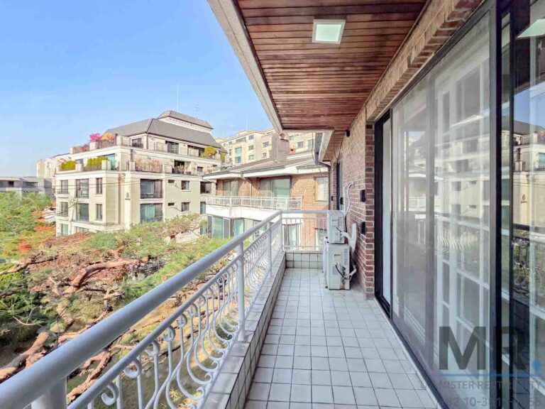 Seorae-Rental-4BR-Villa-Terrace-Spacious_18