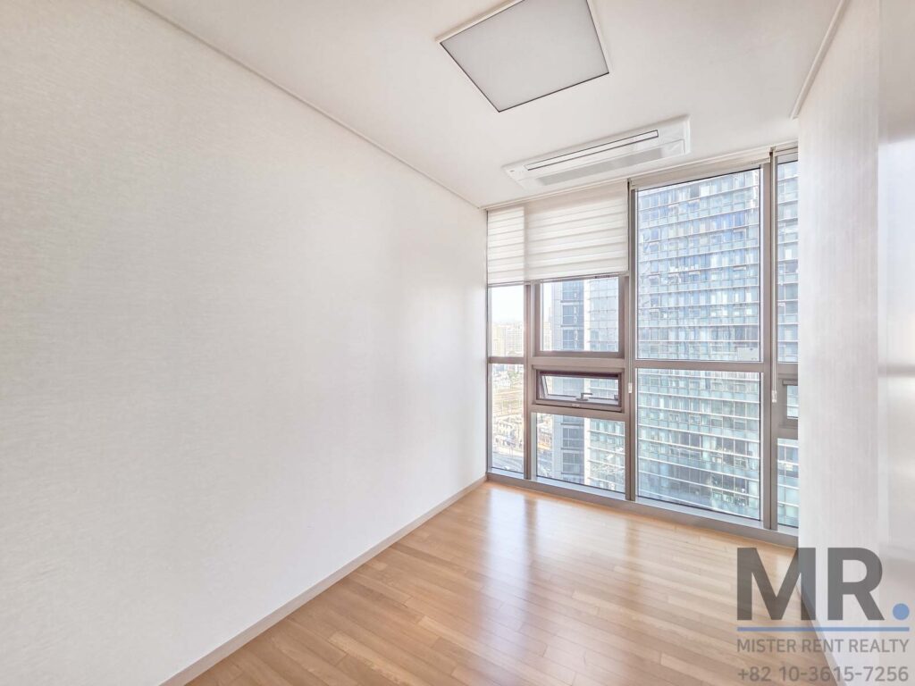 Yongsan-Rent-2BR-Modern_03
